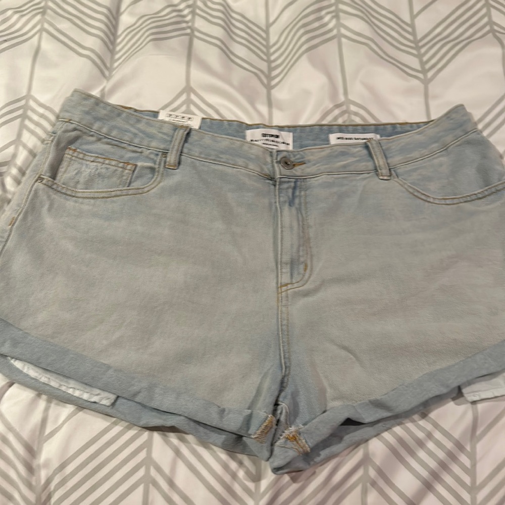 brand new cotton on jean shorts